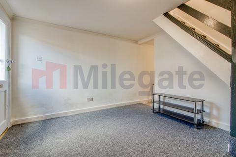 2 bedroom house to rent - Star Lane, Orpington BR5