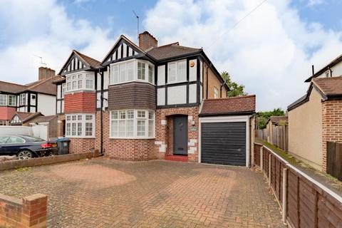 34 Ancaster Crescent, New Malden, KT3 6BE