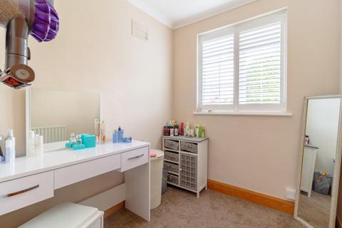 34 Ancaster Crescent, New Malden, KT3 6BE