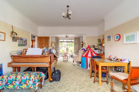 54 Bodley Road, New Malden, KT3 5QE