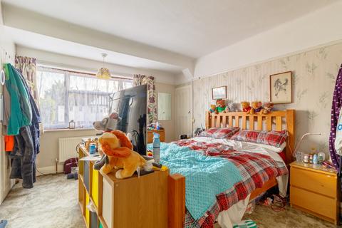 54 Bodley Road, New Malden, KT3 5QE