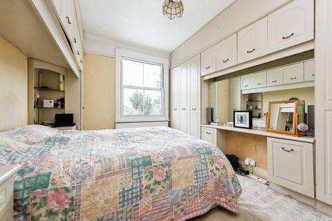 5 Malden Hill Gardens, New Malden, KT3 4HS