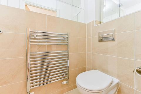 4 Cunningham Drive, Ickenham, Uxbridge, UB10 8FL