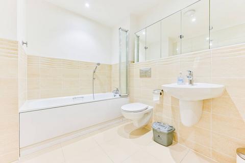 4 Cunningham Drive, Ickenham, Uxbridge, UB10 8FL