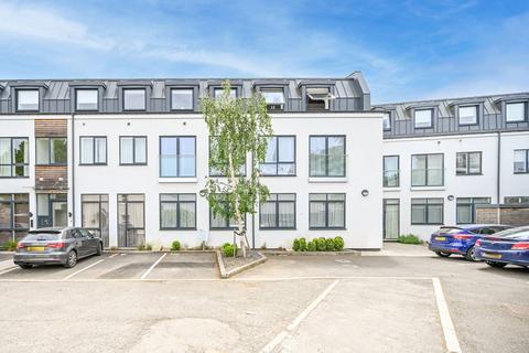 Flat 7, 2 Bardolph Road, Richmond, TW9 2AE
