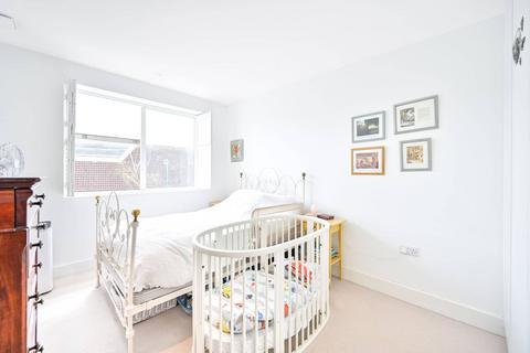 Flat 7, 2 Bardolph Road, Richmond, TW9 2AE