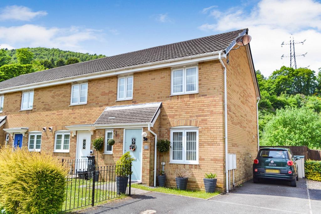 Ynys Y Wern, Cwmavon, Port Talbot... 3 bed end of terrace house £164,995
