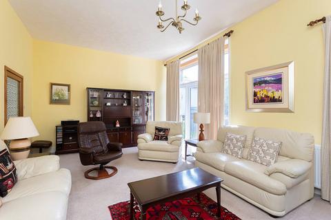 Greenacres, 34 Cupar Road, Newport-on-tay, DD6 8DF
