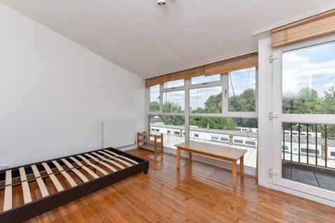 3 bedroom apartment to rent, Hardel Walk, Tulse Hill
