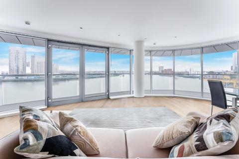 2 bedroom apartment for sale, New Providence Wharf, London, E14