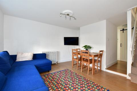95a High Street, Dover, CT16 1EB