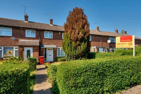 399 Farnham Road, Farnham Royal, Slough, SL2 3AF