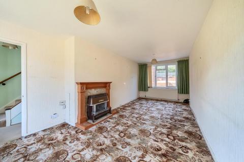 399 Farnham Road, Farnham Royal, Slough, SL2 3AF