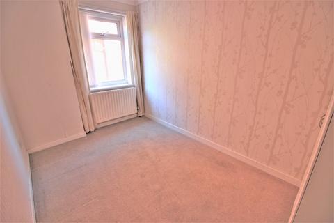 2 bedroom flat to rent, Lathom Road, Southport, Southport, PR9