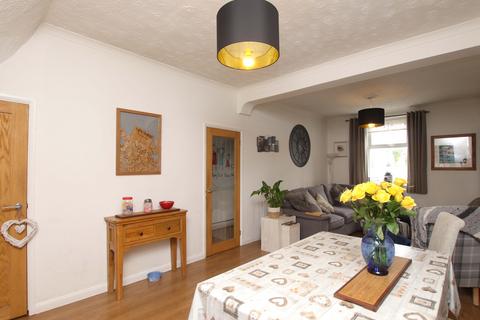 3 bedroom terraced house for sale - Llantrisant Road, Pontyclun, CF72 9DP