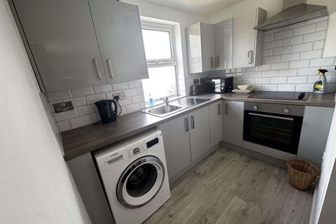 Studio to rent, Flat 2, 49 Gregory Boulevard, Nottingham, NG7