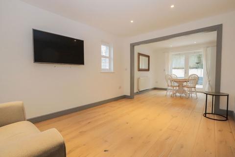 undefined, No Onward Chain In Hawkhurst