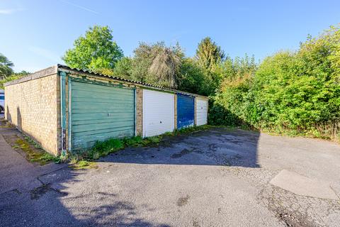 11 Brookside, Cranbrook, TN17 3BU