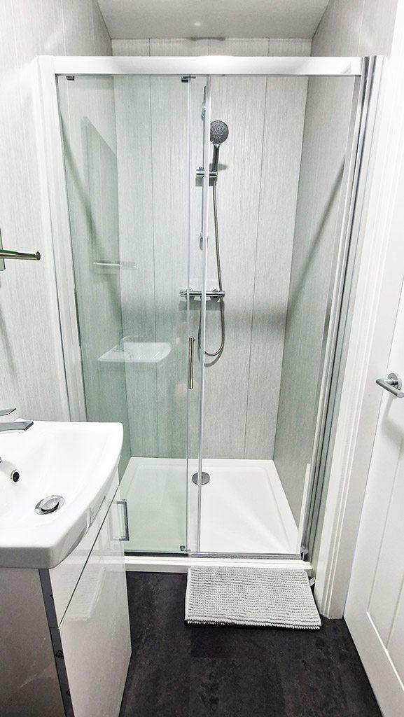 Room 3 En-Suite