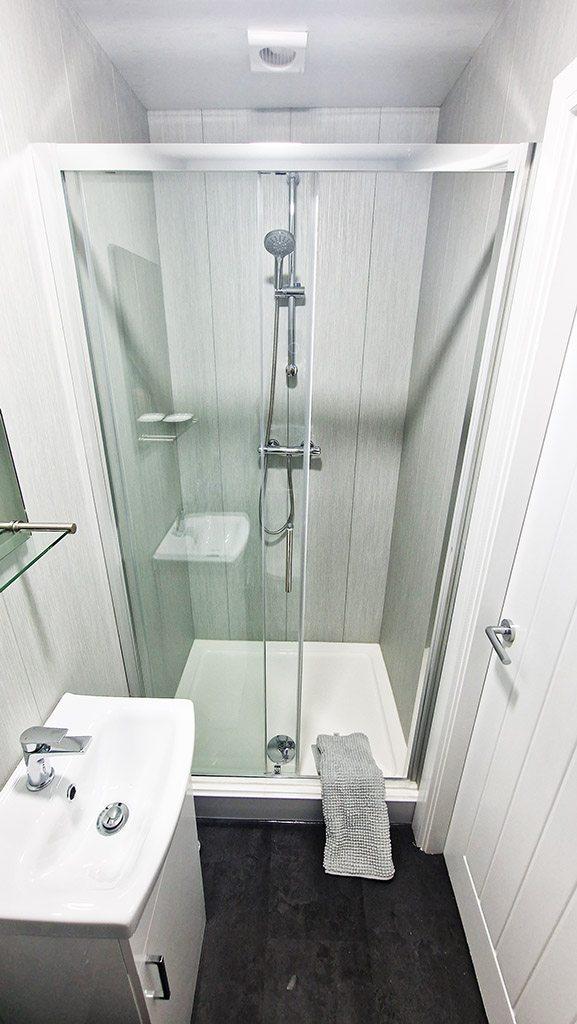 Room 1 En-Suite