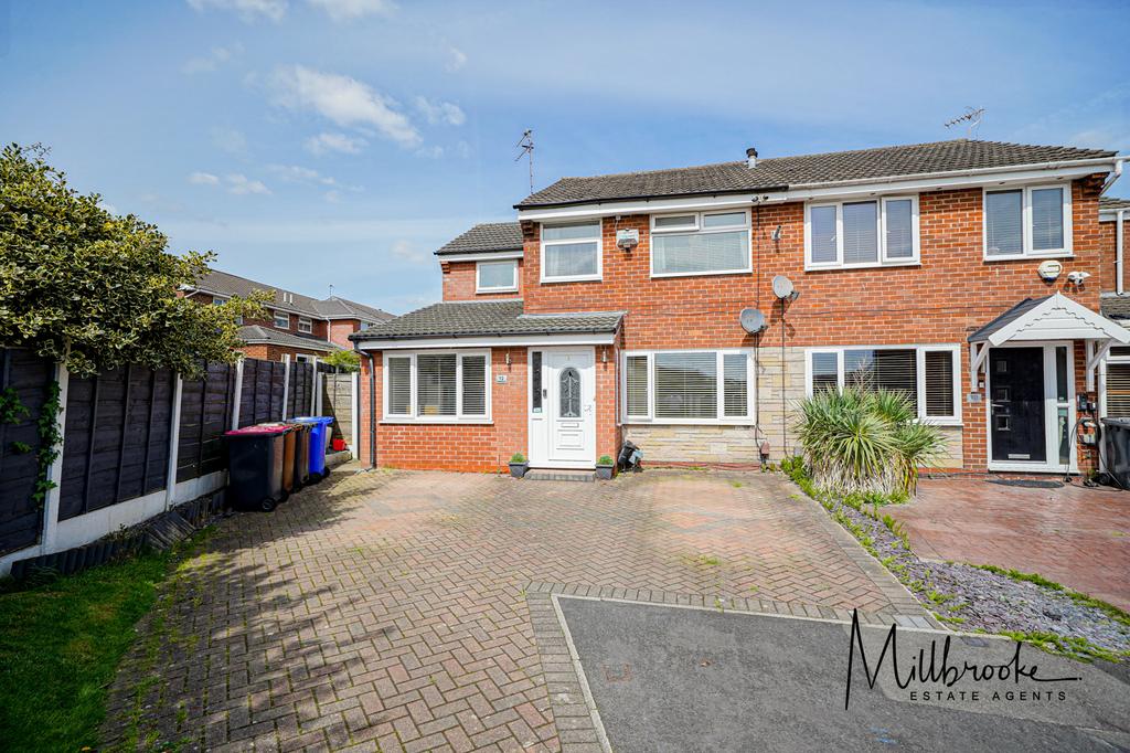 Meadowfield Drive, Boothstown, Manchester, M28 3 bed semidetached