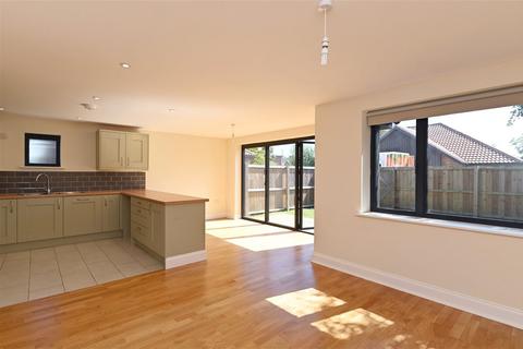3 bedroom detached bungalow for sale - Framlingham, Suffolk