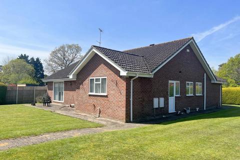 4 Burton Close, Ashley Heath, Ringwood, BH24 2JE