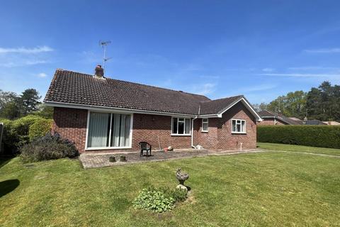 4 Burton Close, Ashley Heath, Ringwood, BH24 2JE