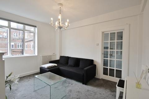 1 bedroom flat for sale, Latymer Court, Hammersmith Road, Hammersmith, W6