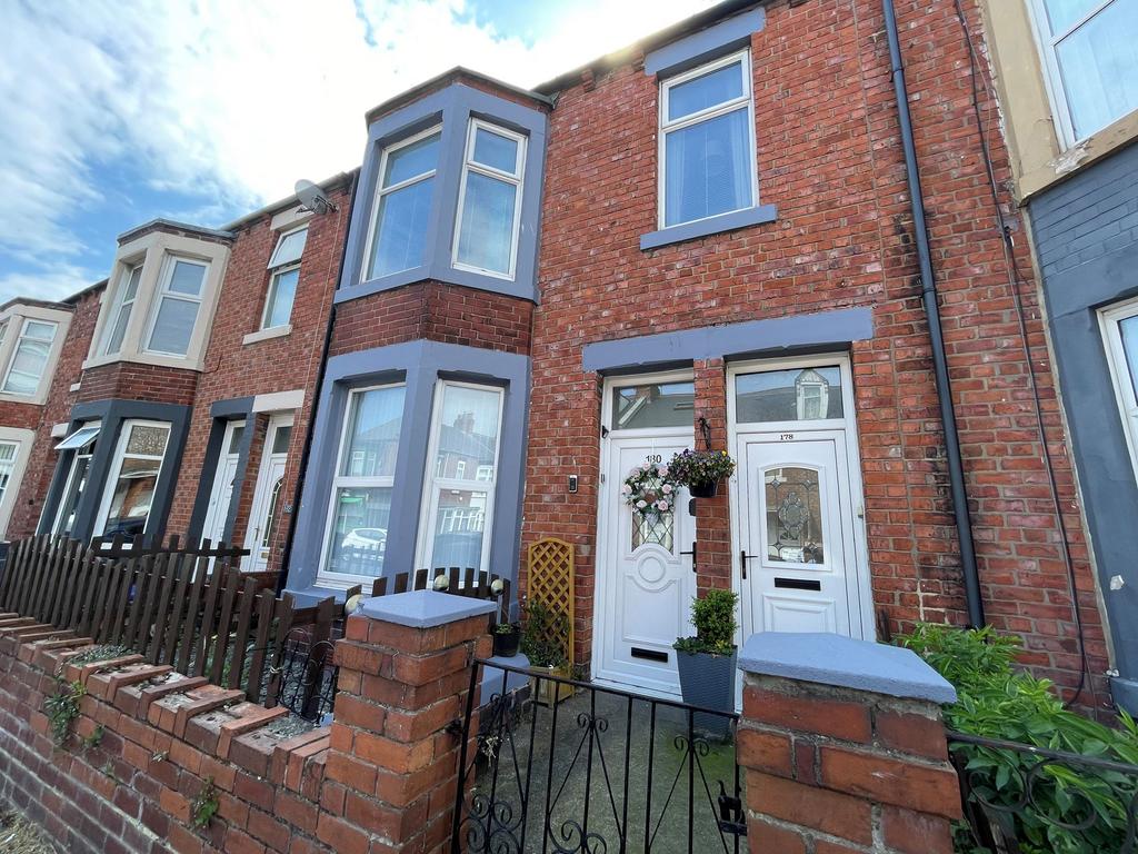 Talbot Road, West Harton, South Shields, Tyne and Wear, NE34 0RF 3 bed