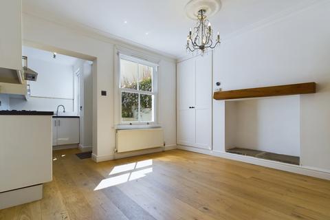 undefined, Strawberry Dale Avenue, Harrogate, HG1