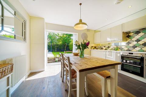 21 Spencer Walk, London, SW15 1PL