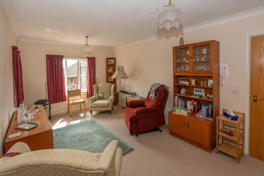 Suffolk Place, Woodbridge, Suffolk, IP12 1XB 1 bed retirement property for sale £110,000