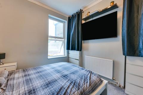 32 Hamlet Road, Southend-on-sea, SS1 1HJ