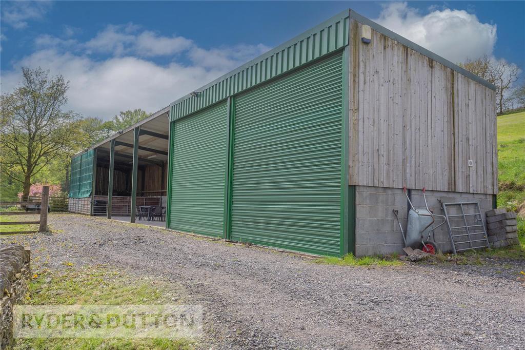 Off Burnley Road, Weir, Rossendale, OL13 3 bed equestrian property £