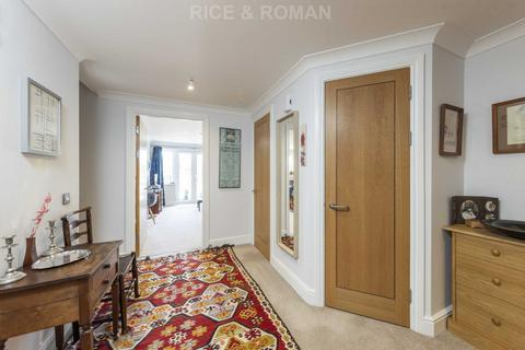 2 bedroom retirement property for sale, Rise Road, Ascot SL5