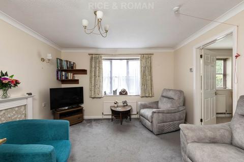 2 bedroom retirement property for sale, Crowthorne RG45