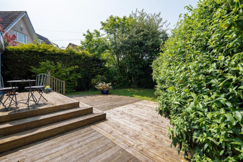 Laigh Road, Newton Mearns 4 bed detached bungalow £450,000