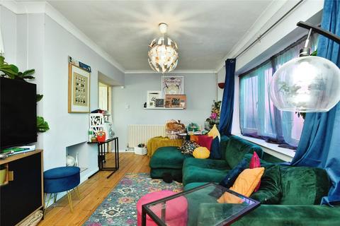 3 bedroom semi-detached house for sale - Brocklehurst Way, Stoke-on-Trent, Staffordshire, ST1