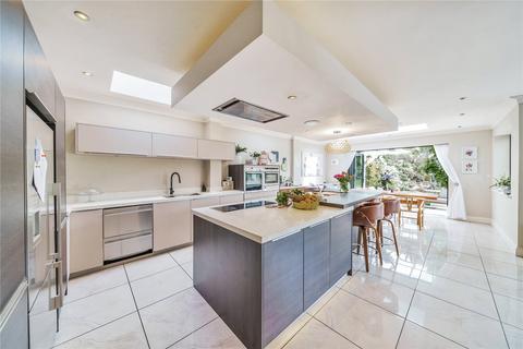 17 Cranbrook Drive, Esher, KT10 8DL