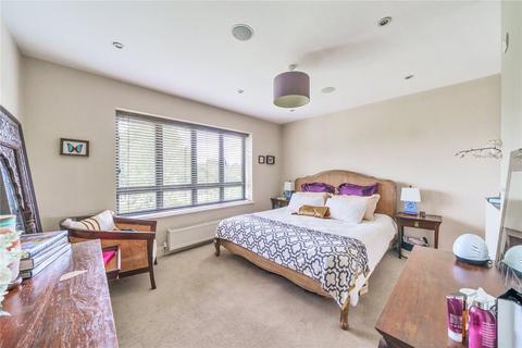 17 Cranbrook Drive, Esher, KT10 8DL