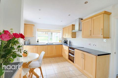4 bedroom detached house for sale, St Marys Way, IPSWICH