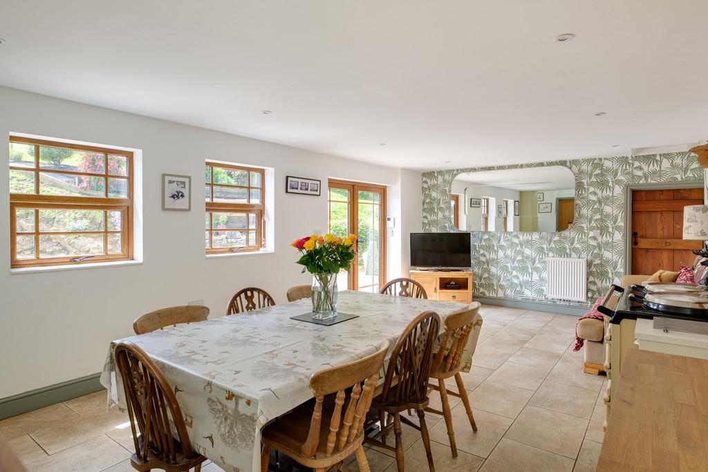 Kitchen/dining/Family Room