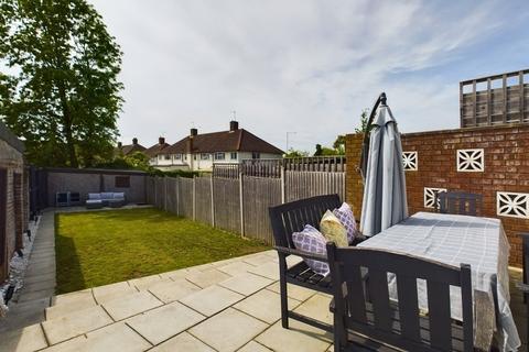 12 Cavendish Avenue, Ruislip, HA4 6QH