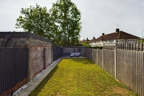 12 Cavendish Avenue, Ruislip, HA4 6QH