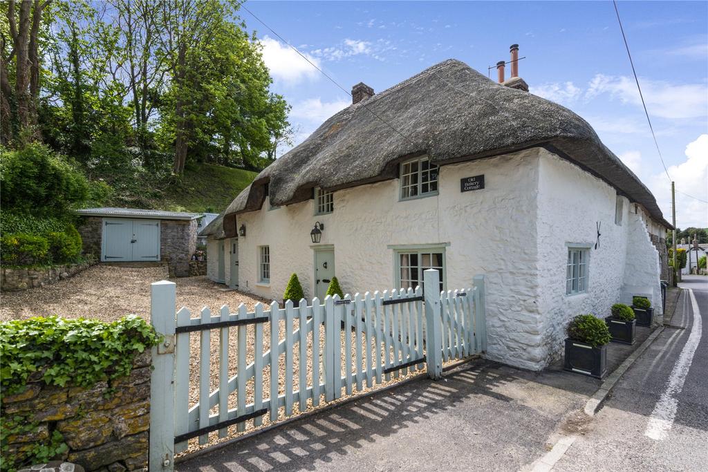 West Lulworth, Dorset 4 bed link detached house for sale £875,000
