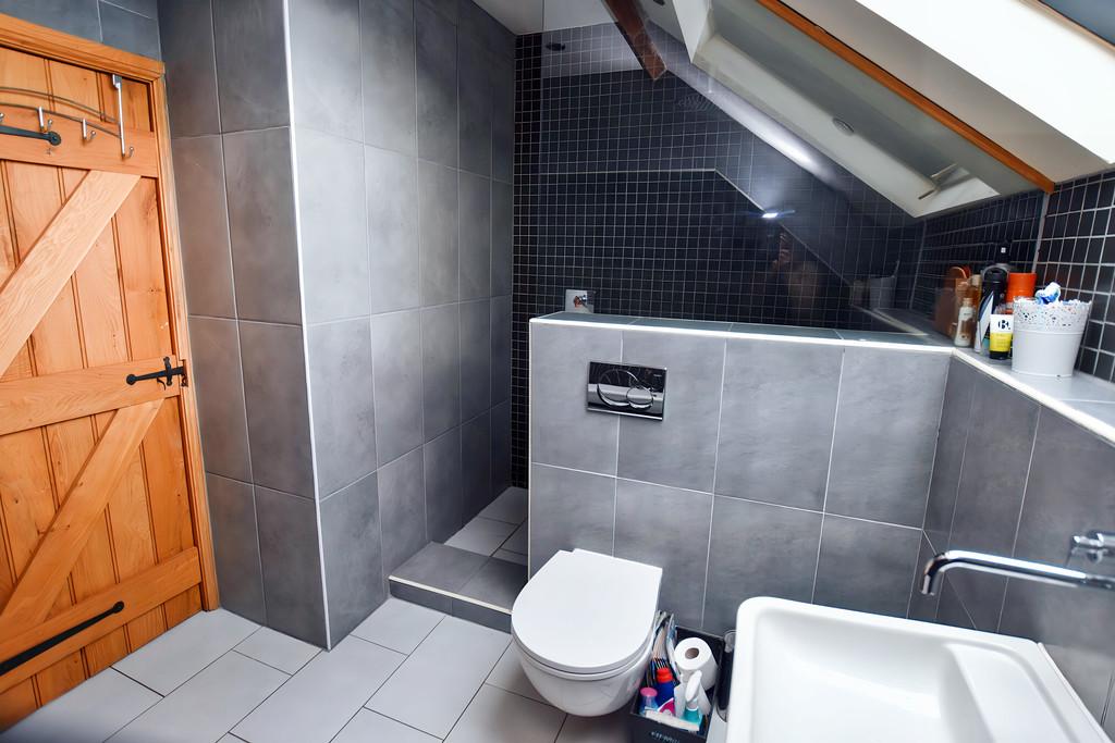 En Suite 2