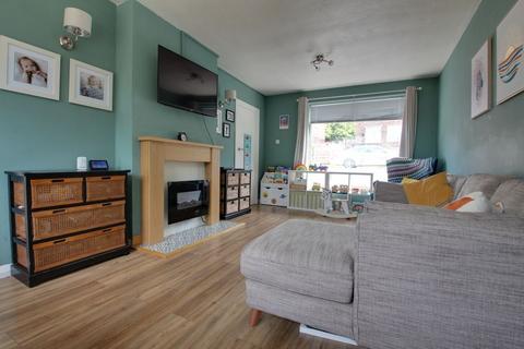 2 bedroom semi-detached house for sale - Newhall Crescent, Middleton, Leeds LS10 3RD