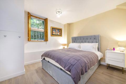 1 bedroom flat to rent, South Rise, St. Georges Fields, London