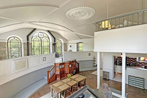 Rocquaine Chapel Hill, Gweek, Helston, TR12 7AE